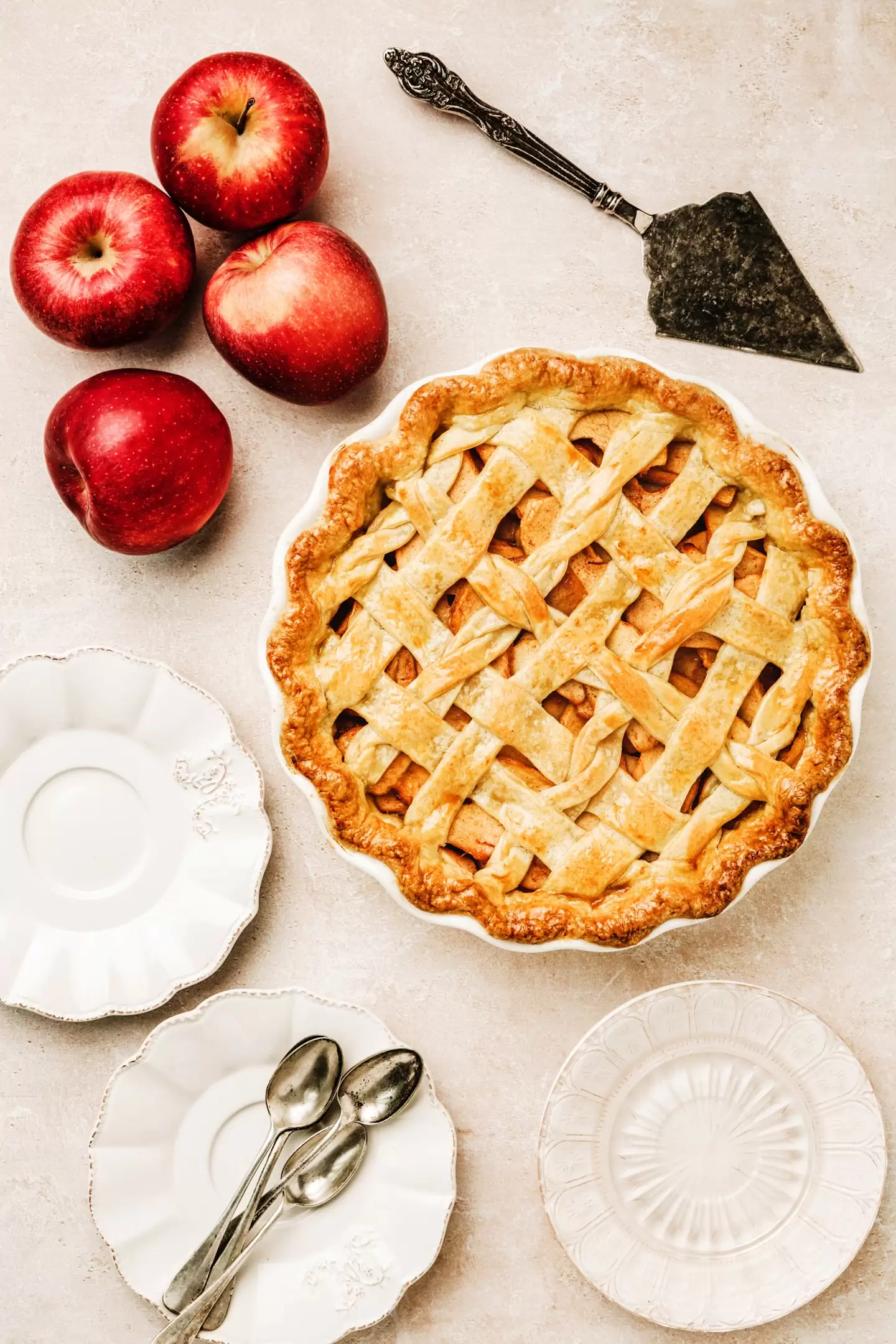 Classic American Apple Pie Recipe