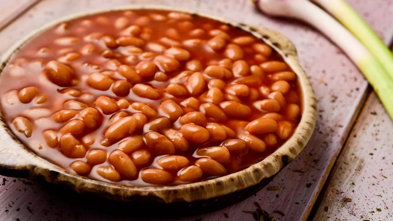 Slow Cooker Baked Beans Recipe