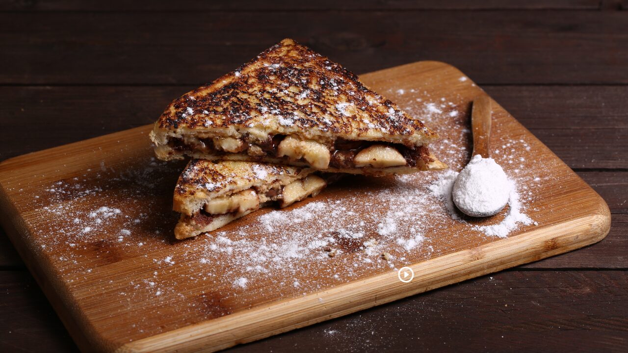 How to Make Nutella French Toast in 15 Minutes